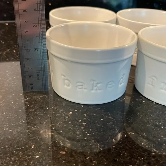 NWOT Baked Fresh Yum Ramekin Dish Set of 4 - Picture 4 of 6